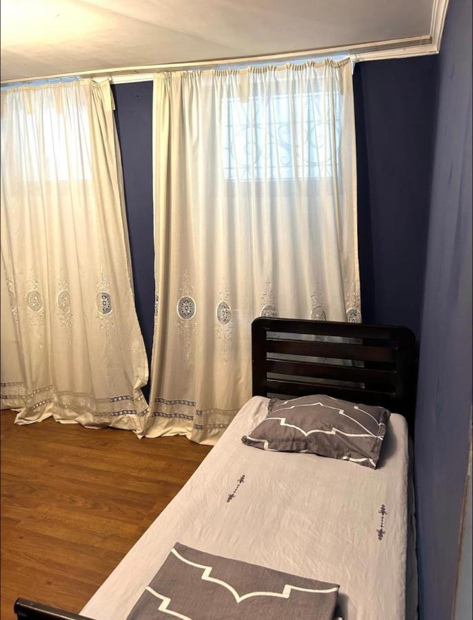 Booboo Flat In Italian Yard Apartment Tbilisi Ngoại thất bức ảnh